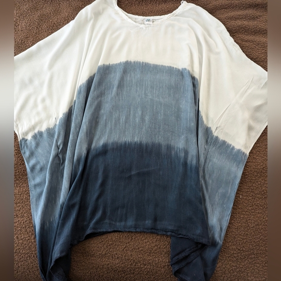 Island Planet Cover-Up - Picture 1 of 7